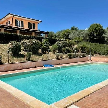 La Posta Di Bacco Apartman Gualdo Cattaneo Kültér fotó